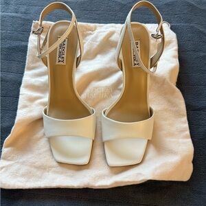 Badgley Mischka White Heels with Heart Buckle